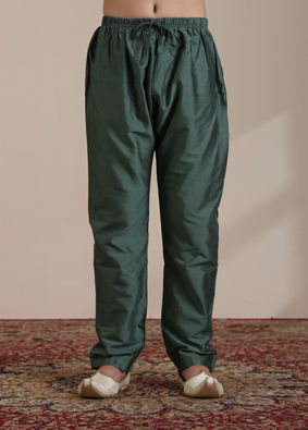 alt message - Manyavar Boys Boys Dark Green Floral Printed Angrakha Style Jacket Set image number 4